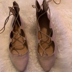 Nine West cross Suède shoes. Size 8